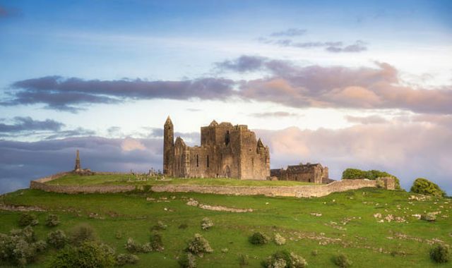 Rock of Cashel Tour | Visit the Historic Seat of the High Kings of Ireland